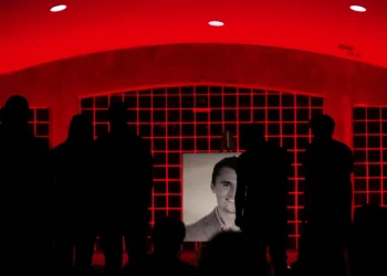 From Memes to Mayhem: How Online Extremes Collide in Real Life