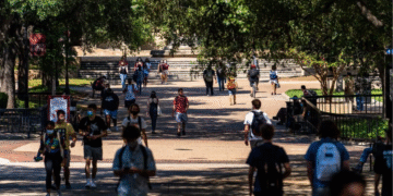 When Grief Meets Outrage: The Texas State Controversy Over Charlie Kirk’s Memorial